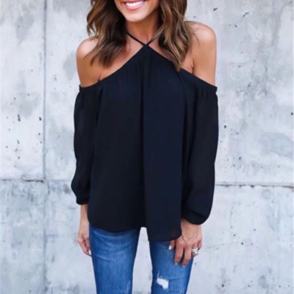 Tops - Last 1! New! Cold Shoulder Blouse